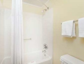 Days Inn by Wyndham Dover Downtown