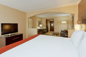 Holiday Inn Express & Suites Dover