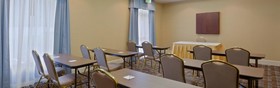 Holiday Inn Express & Suites Dover