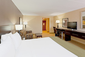 Holiday Inn Express & Suites Dover