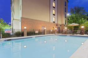 Holiday Inn Express & Suites Dover