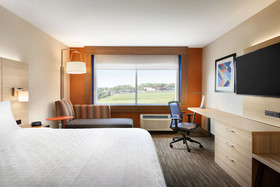 Holiday Inn Express & Suites Middletown