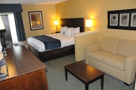 Comfort Inn & Suites Newark - Wilmington