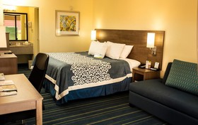 Days Inn by Wyndham Newark Wilmington