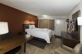 Red Roof PLUS+ Wilmington - Newark