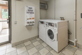 Red Roof PLUS+ Wilmington - Newark