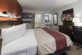 Red Roof PLUS+ Wilmington - Newark