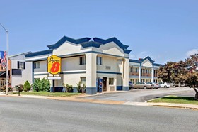 Super 8 by Wyndham Newark DE