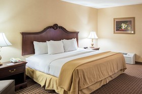 Red Roof Inn & Suites Wilmington - New Castle