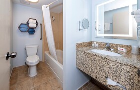 HomeTowne Studios by Red Roof Wilmington - New Castle