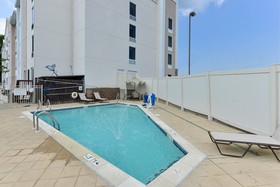 Holiday Inn Express Seaford-Route 13