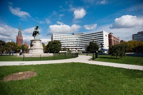 Washington Plaza