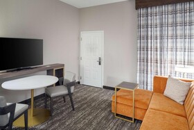 Embassy Suites Orlando North