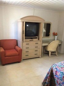 Economy Inn