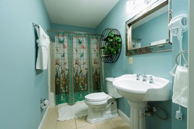 Oak Park Inn