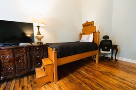 Oak Park Inn