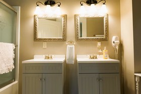 Oak Park Inn