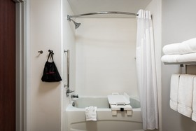 Holiday Inn Express & Suites Bartow