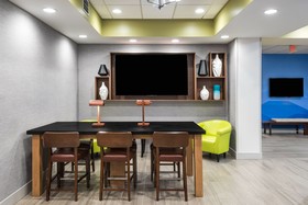 Holiday Inn Express & Suites Bartow
