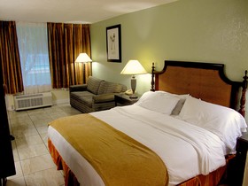 Boca Raton's Boca Inn