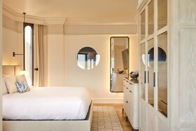 Tower at The Boca Raton