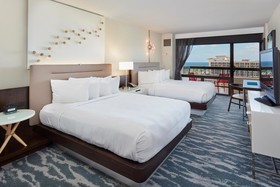 Waterstone Resort & Marina Boca Raton, Curio Collection by Hilton