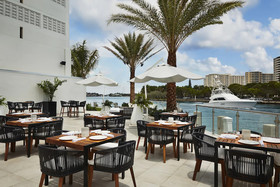 Waterstone Resort & Marina Boca Raton, Curio Collection by Hilton