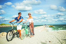 Waterstone Resort & Marina Boca Raton, Curio Collection by Hilton