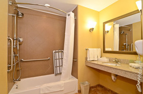 Holiday Inn Express & Suites Bonifay
