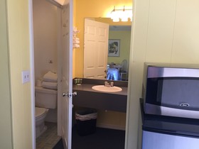 Bonita Beach Inn and Suites