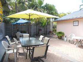 Bonita Beach Inn and Suites