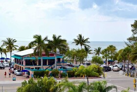 The Beach & Tennis Club