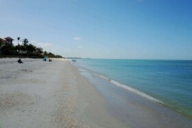 The Beach & Tennis Club