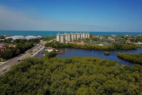 The Beach & Tennis Club
