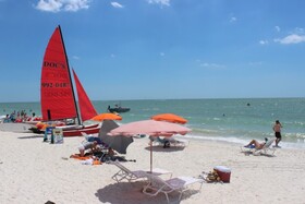 The Beach & Tennis Club