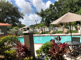 Best Western Plus Bradenton Hotel & Suites
