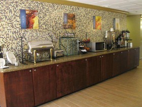 Best Western Plus Bradenton Hotel & Suites