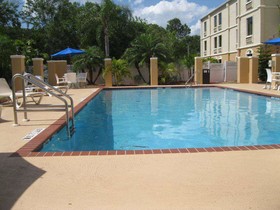 Best Western Plus Bradenton Hotel & Suites