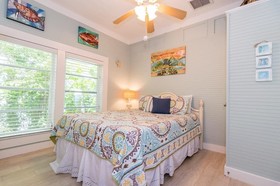 Sail Away Cottage