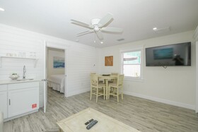 The Retreat At Anna Maria Island Inn