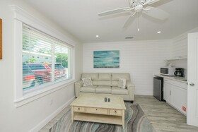 The Retreat At Anna Maria Island Inn