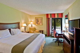 Holiday Inn Express Tampa-Brandon