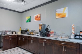 Quality Inn & Suites Brooksville I-75/Dade City