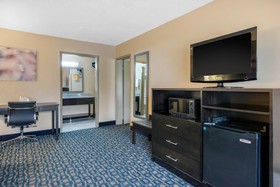 Quality Inn & Suites Brooksville I-75/Dade City