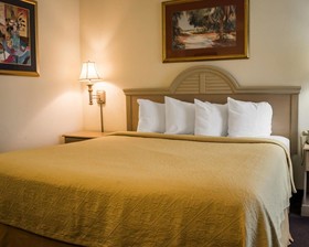 Quality Inn & Suites Brooksville I-75/Dade City