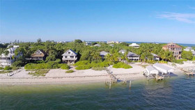 Dolphin Cottage