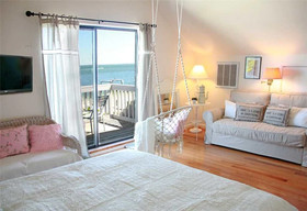 Dolphin Cottage