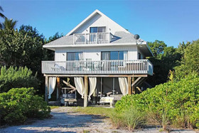 Dolphin Cottage