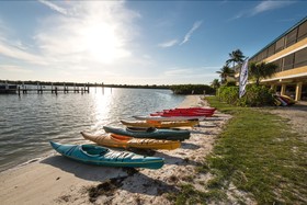 Tween Waters Inn