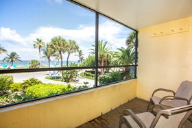Tween Waters Inn